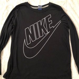 Nike Long Sleeved T